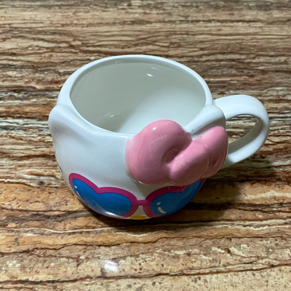 Hello Kitty - Picture 2 of 7